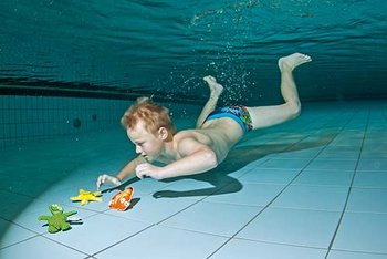 DLRG Pressefoto Schwimmausbildung