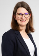 Portrait von Sophie Holderbaum.